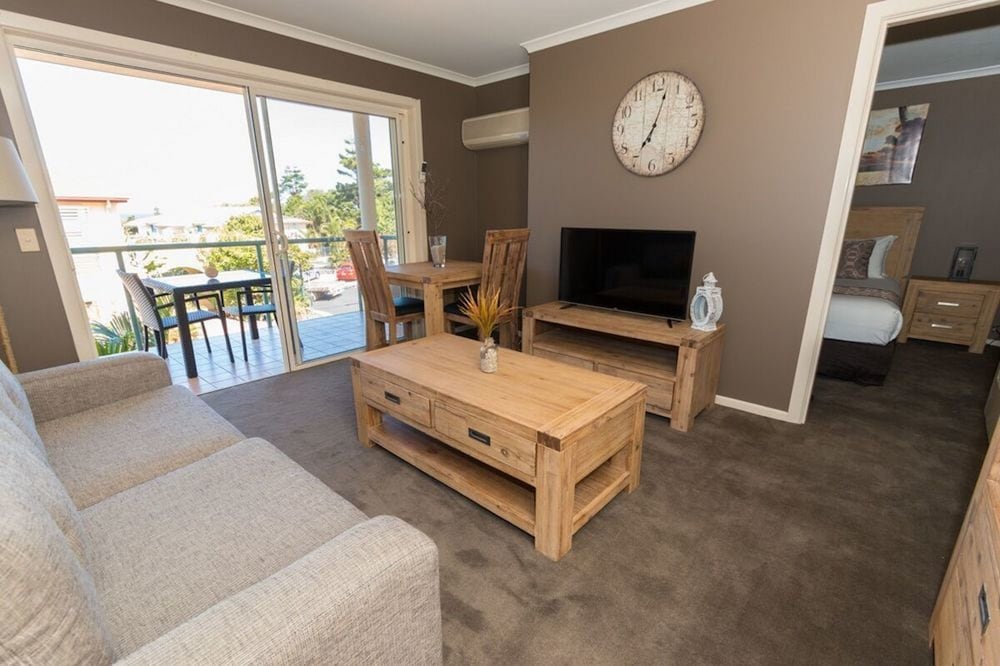 Beach Haven Executive Apartments 30/42