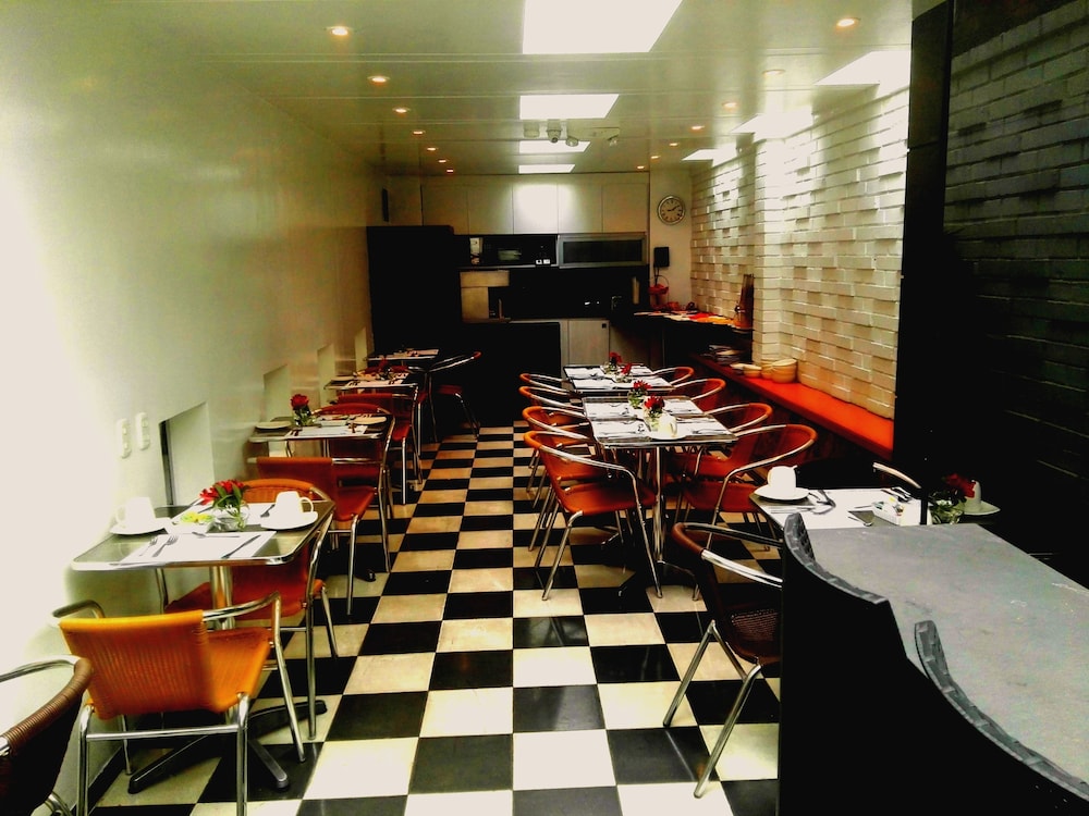 ABITARE 56 HOTEL 34/38