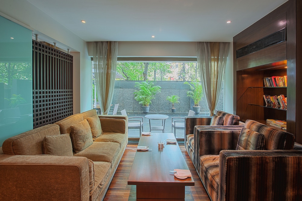 Oakwood Residence Naylor Road Pune 22/37