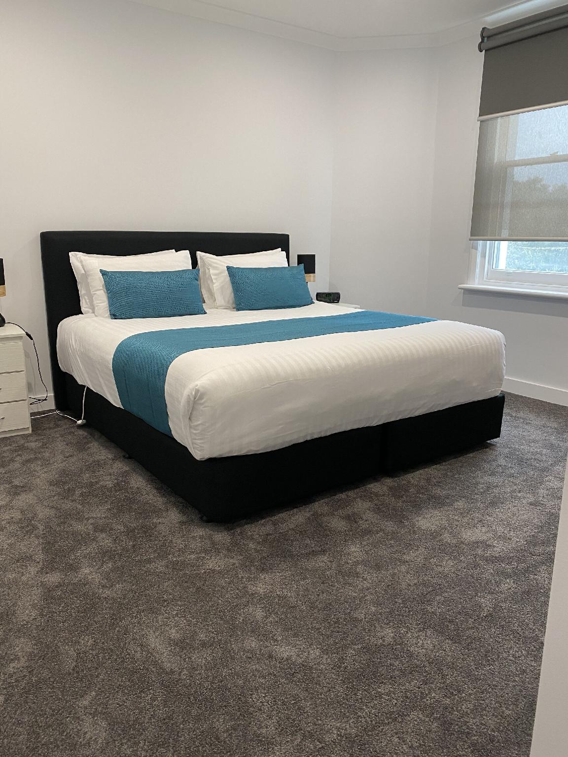 Executive, Ocean Front
