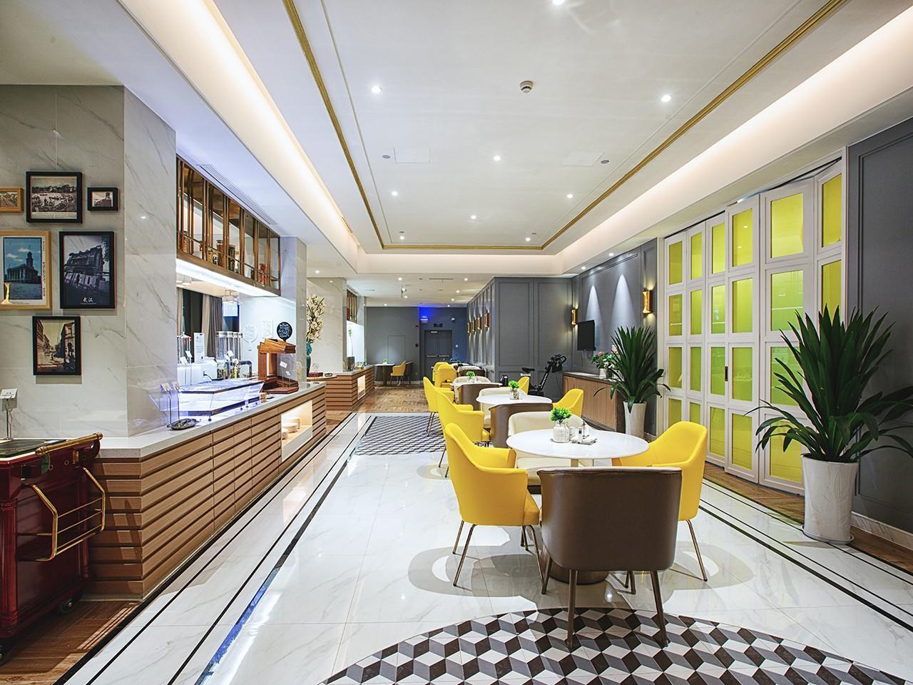 Baiyulan Hotel (Wuhan Meiyuan Xiaoqu Metro Station Dingziqiao) 17/27