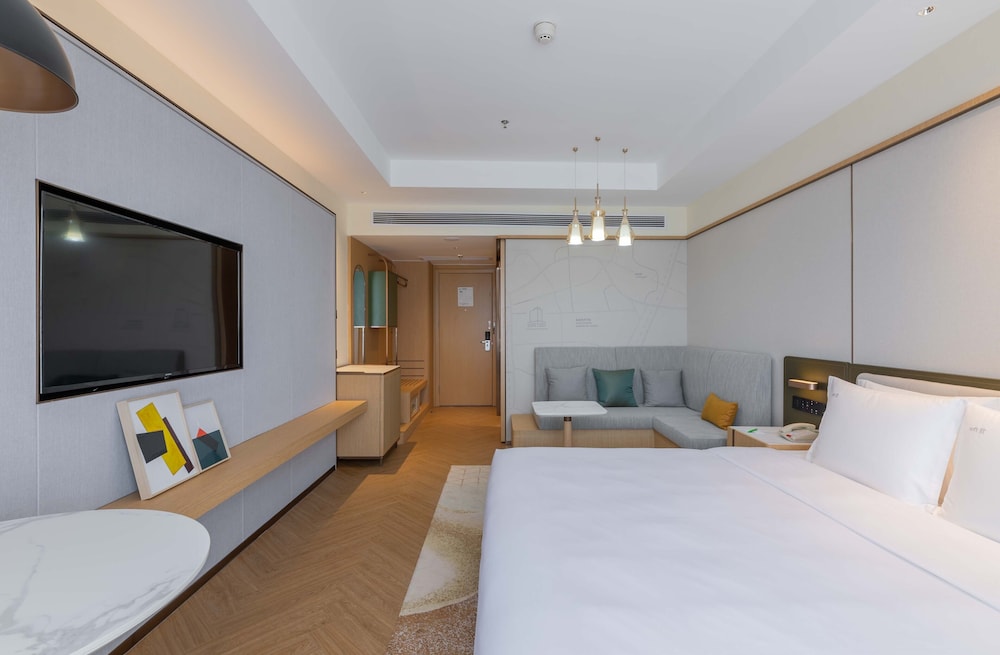 Holiday Inn Chongqing Guanyinqiao 22/50