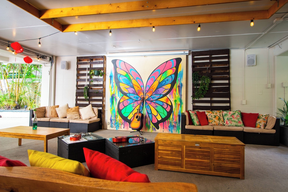 Waikiki Beachside Hostel 50/66