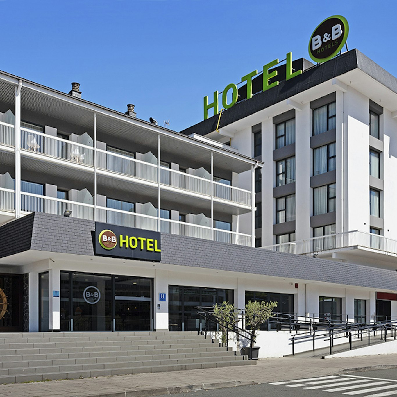 B&B Hotel Donostia San Sebastian Aeropuerto in OIARTZUN