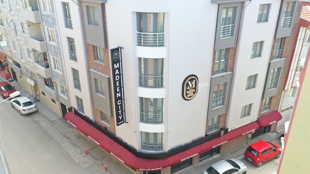Madeen City Hotel 2/14