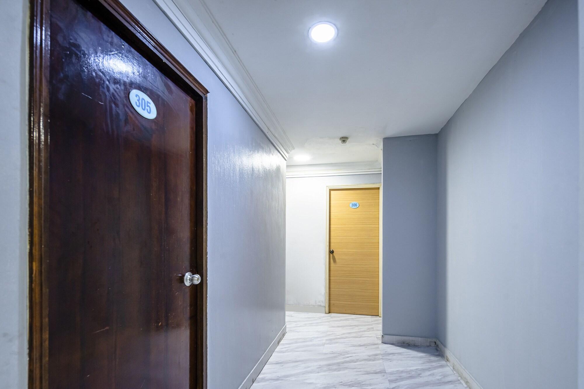 K HOTEL 8 44/56