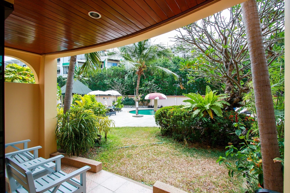 Karon Sea Sands Resort 64/71