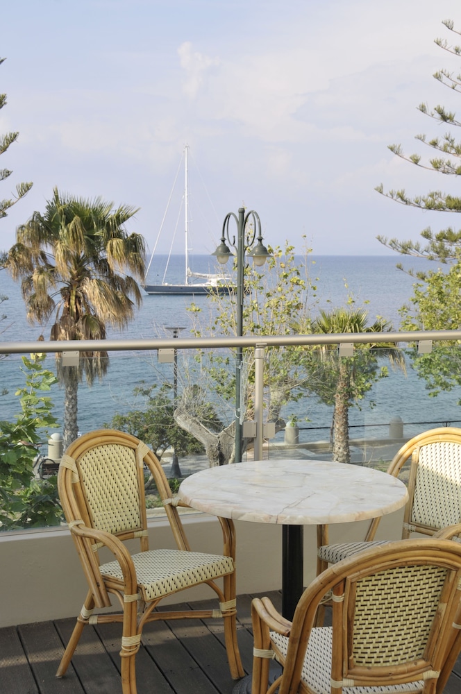 Bristol Sea View Apartments 50/69