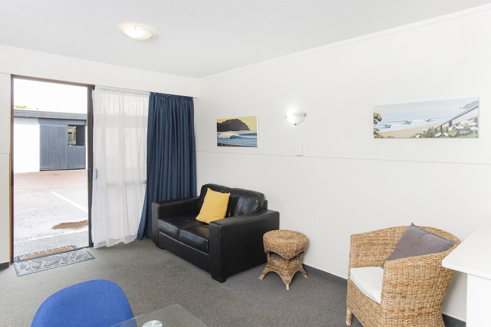 Waikanae Beach Motel 43/76