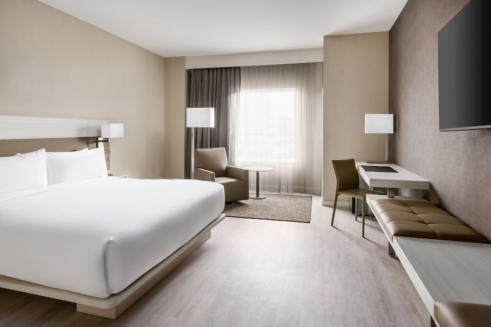 AC by Marriott Portland Beaverton 7/36