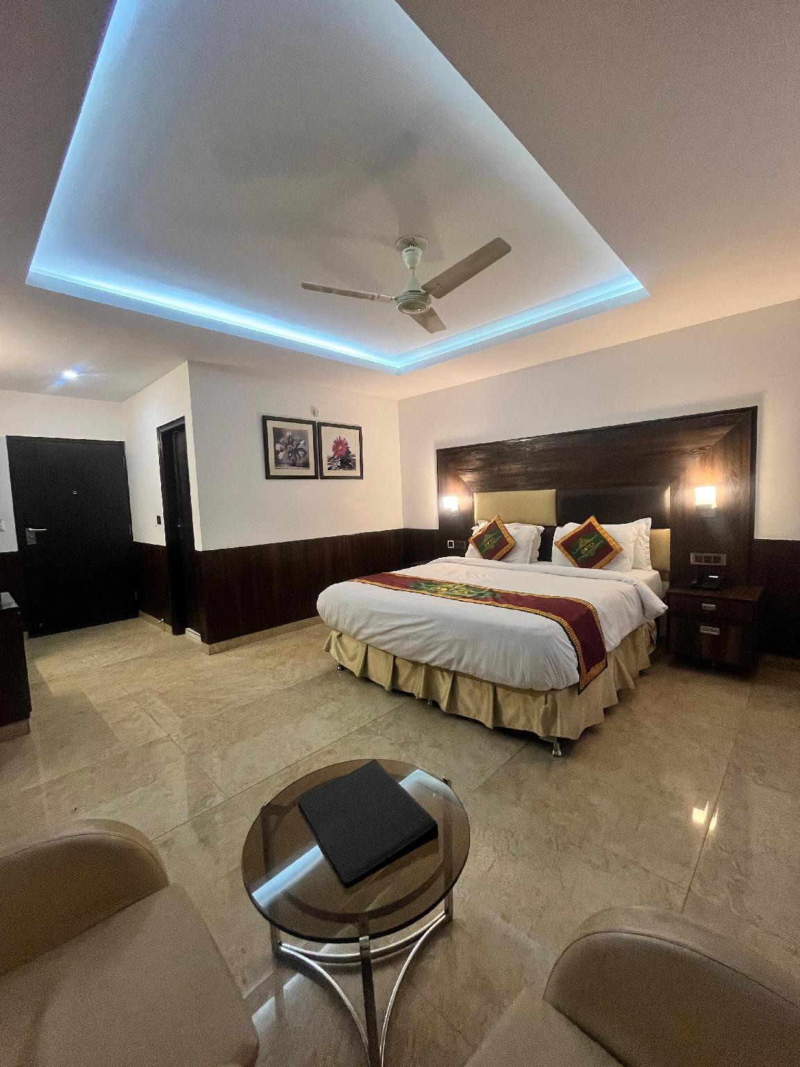 Premium, Double Bed