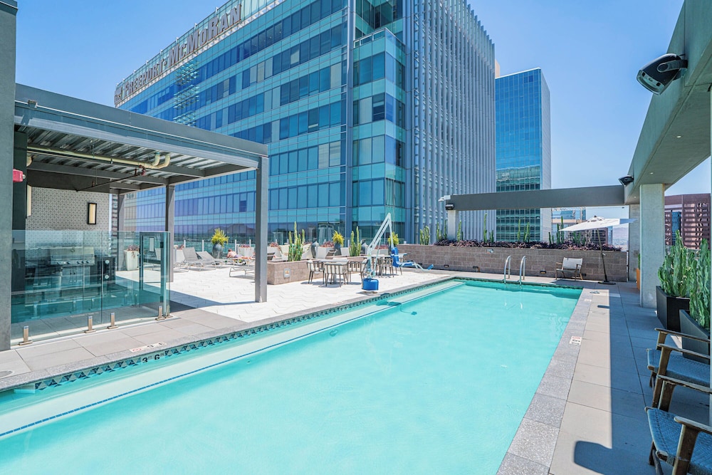 Premium Stay 2mins to PHX Convention Ctr 18/27