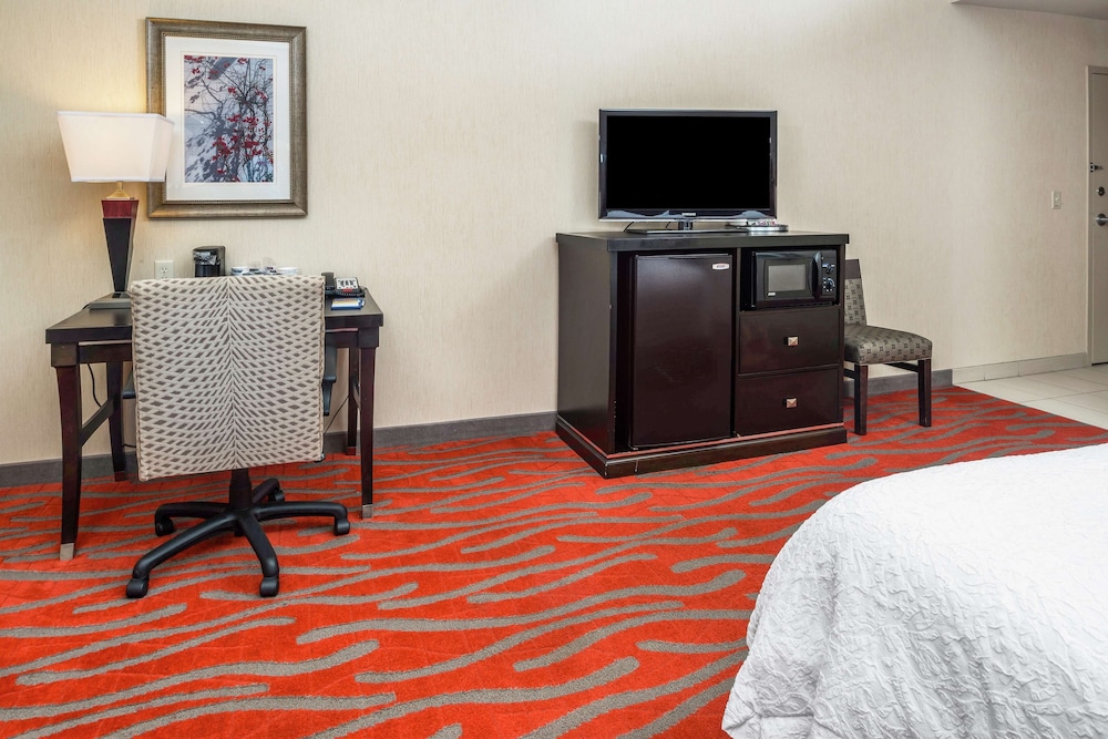 Hampton Inn And Suites Tulsa Catoosa 45/50