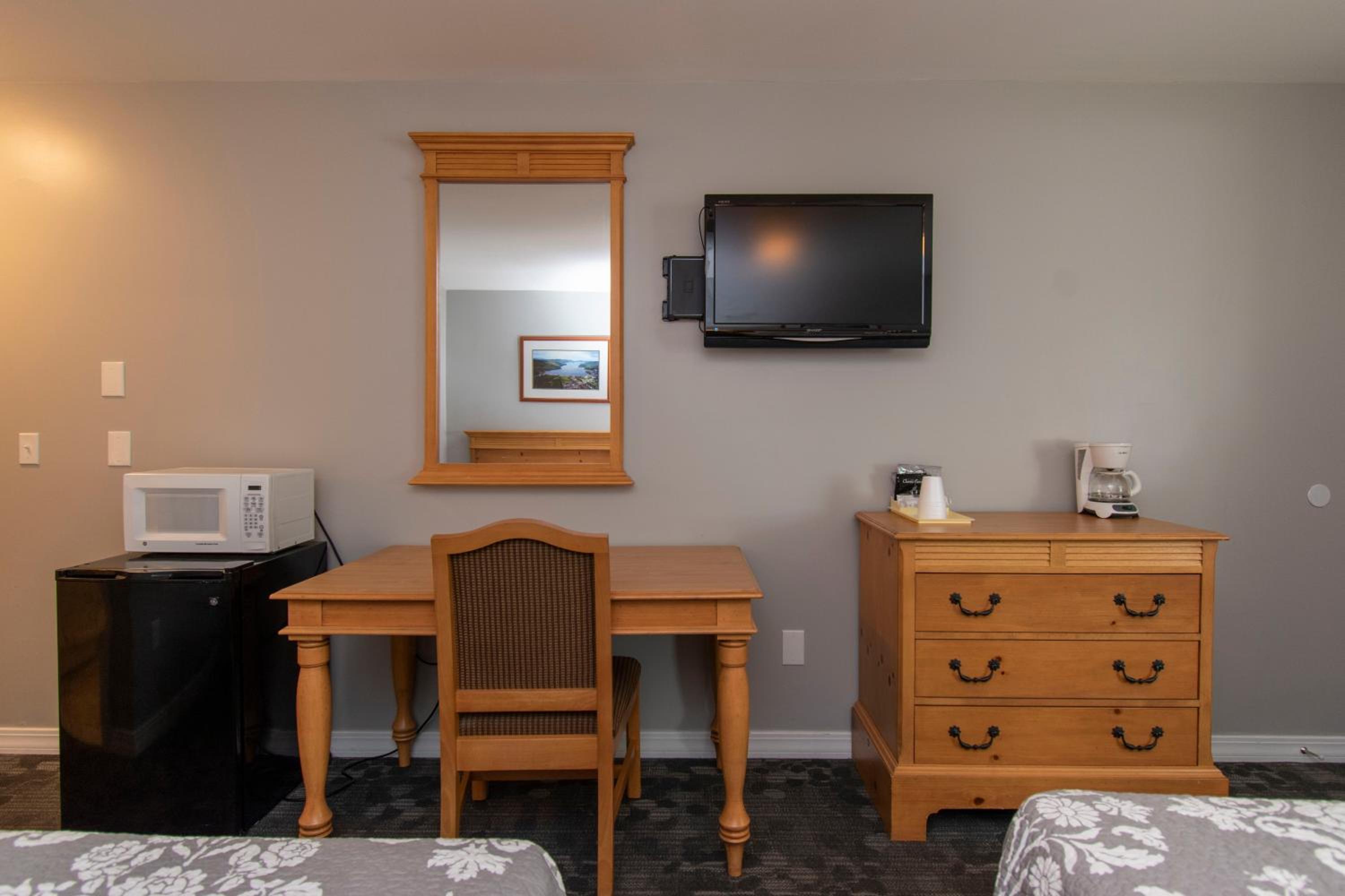 Marine Village Resort 38/51