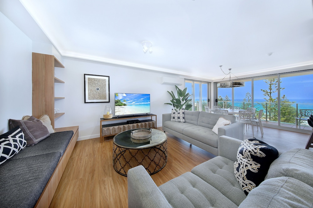 Pacific Regis Apartments 57/79