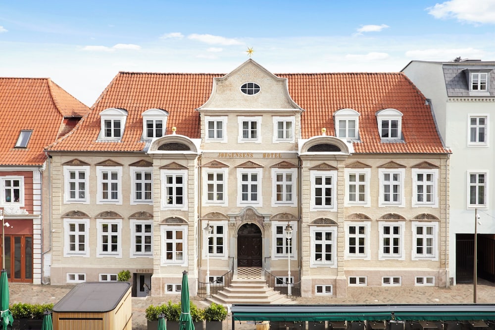 Jorgensens Hotel 2/70