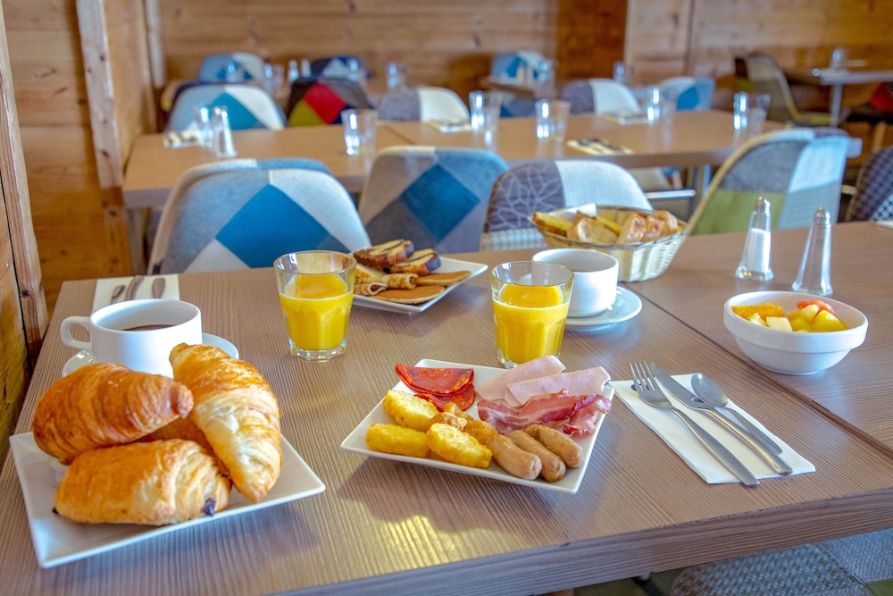SOWELL HOTELS Le Pas du Loup 53/71