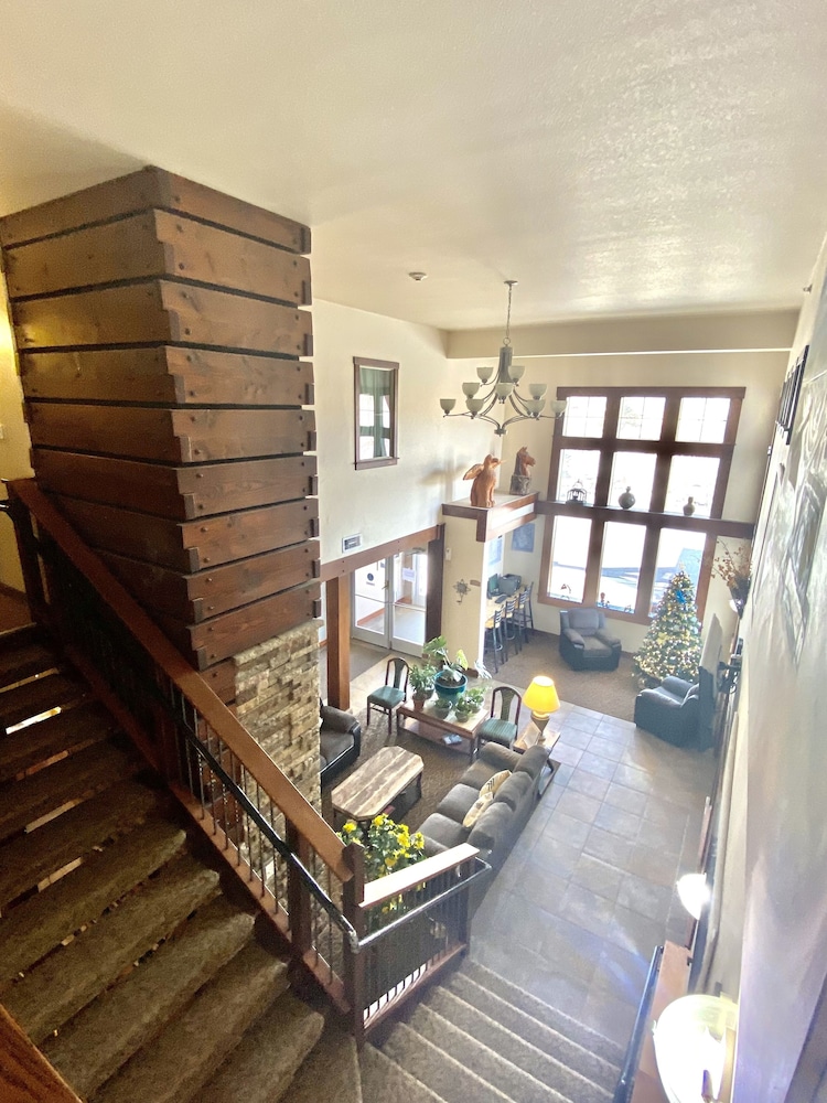 A Riverside Inn Travelodge by Wyndham 31/55