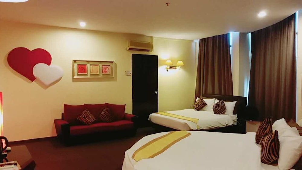 Paragon City Hotel 14/28