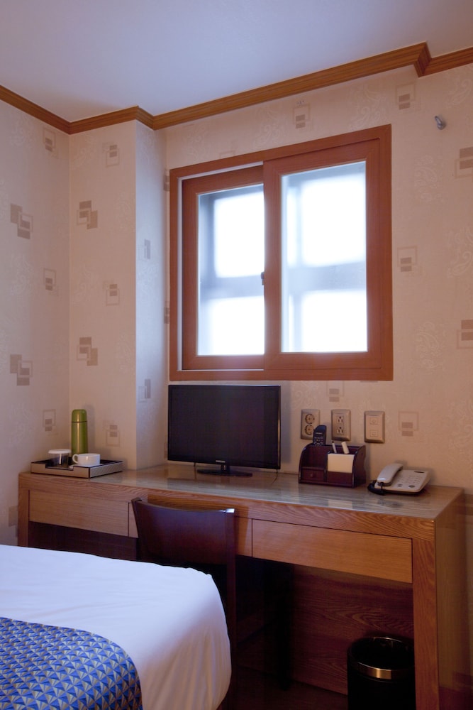 Hotel Daewoo Inn 16/35