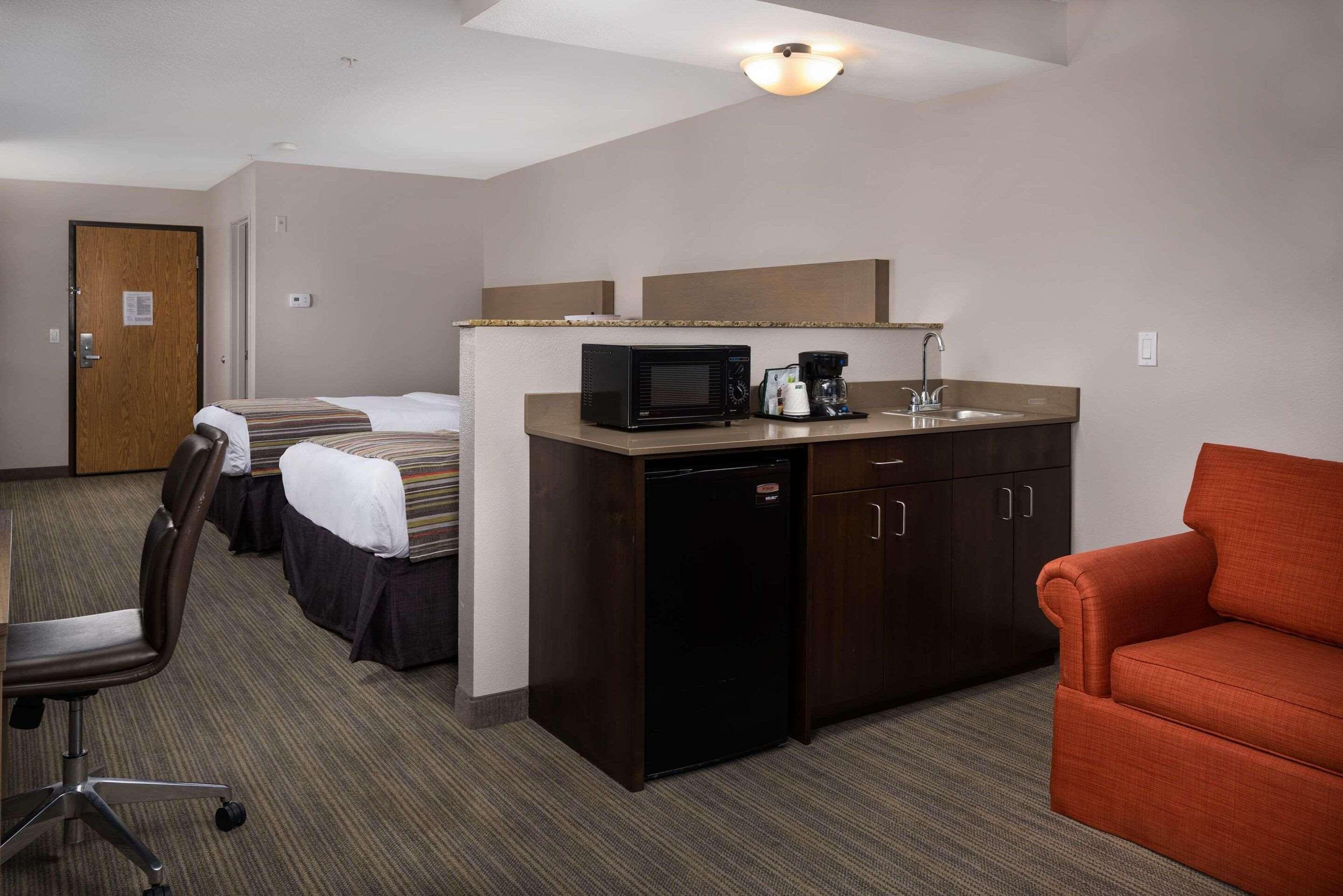 SUITE, 2 QUEEN BEDS