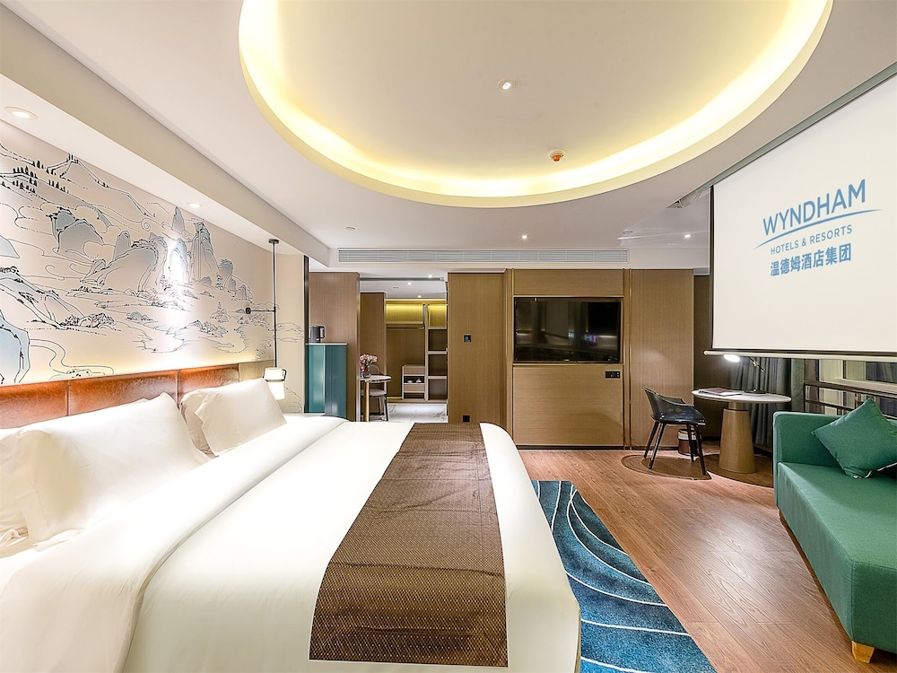 Ramada Encore by Wyndham Guangzhou Jiangnan West 21/60