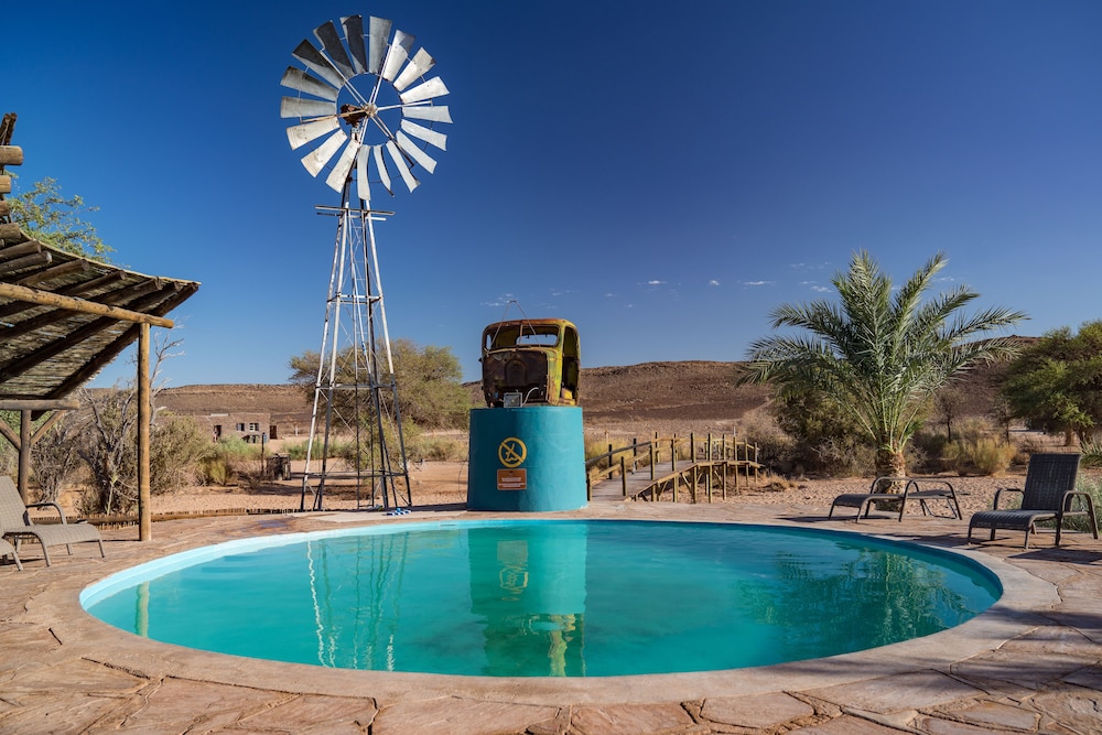 Canyon Roadhouse 42/43