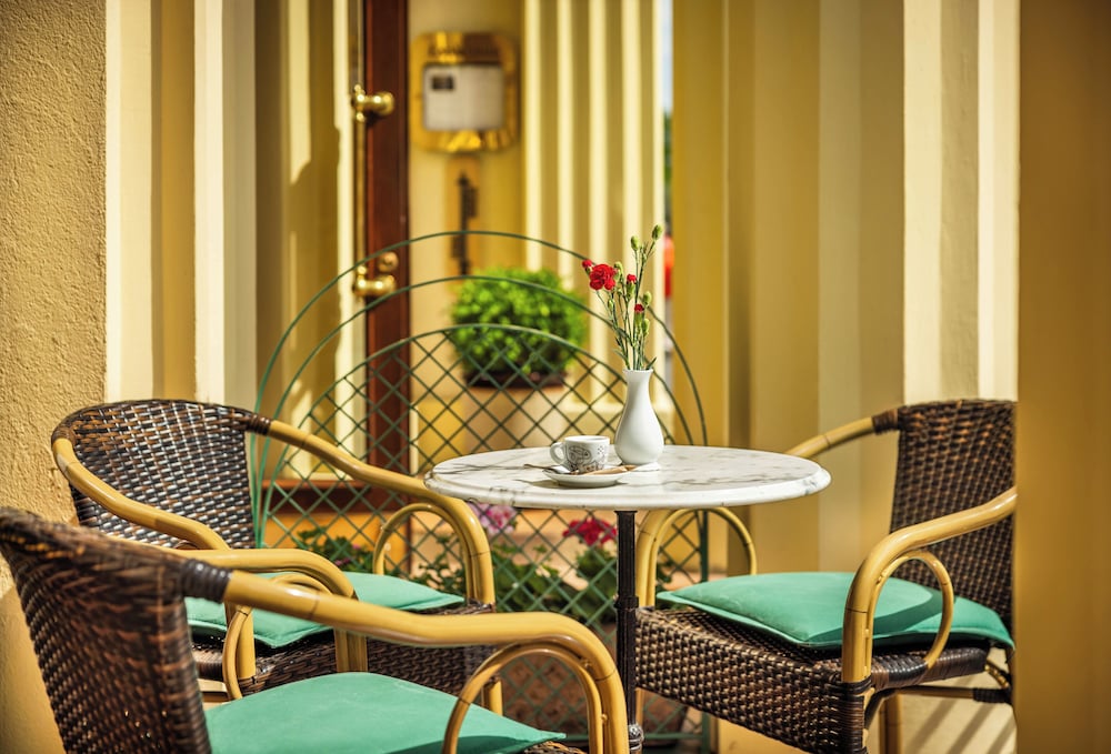 Esplanade Hotel Prague 53/64