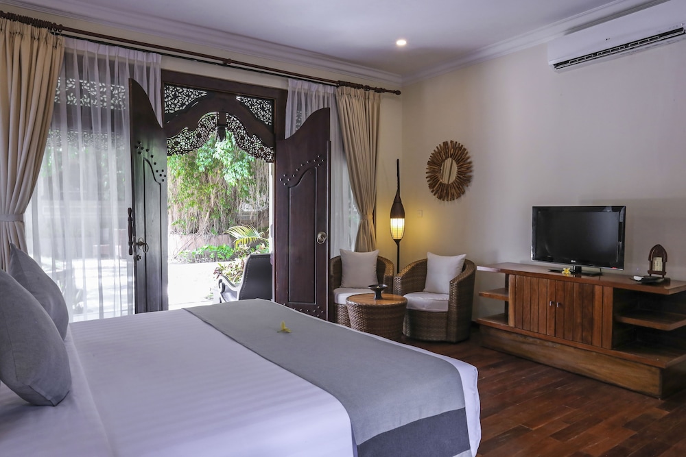 Hotel Ombak Sunset 33/72