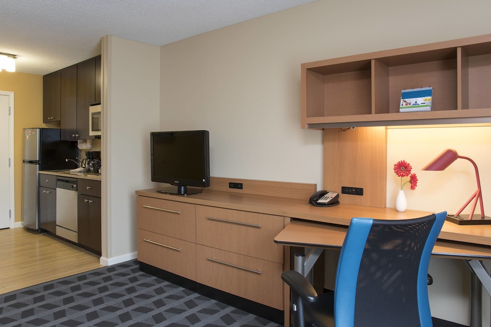 Lobby at TownePlace Suites by Marriott Kalamazoo, KALAMAZOO - MI