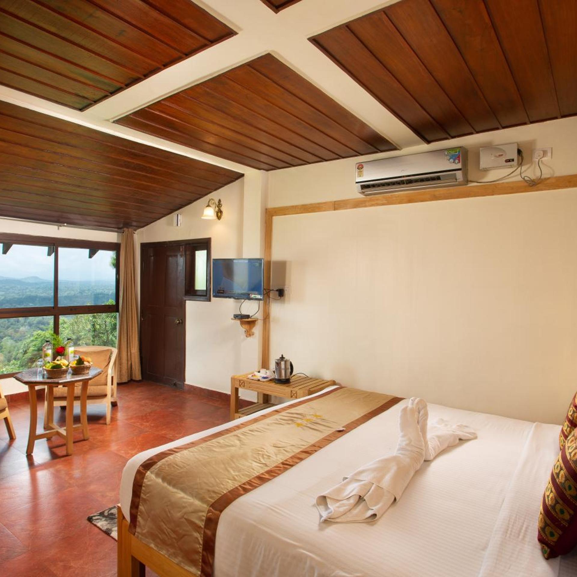 Cottage, King Bed, Valley View