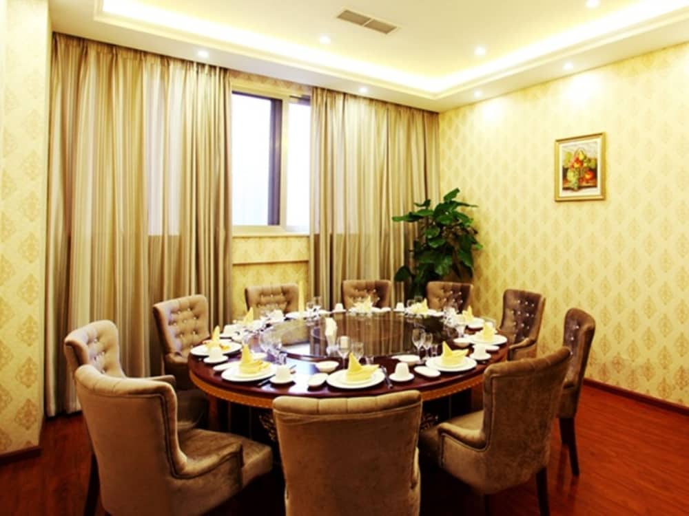 Greentree Eastern Zigong Huashang International City Huichuan Road Hotel 41/46