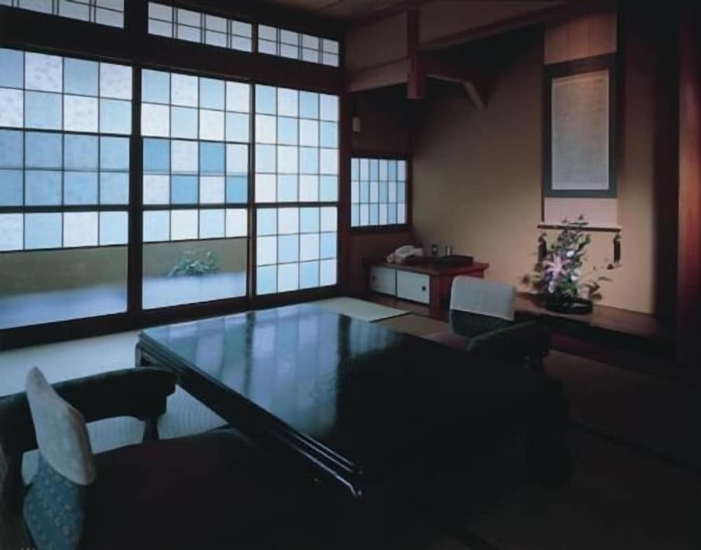 Nishiura Grand Hotel Kikkei 13/17