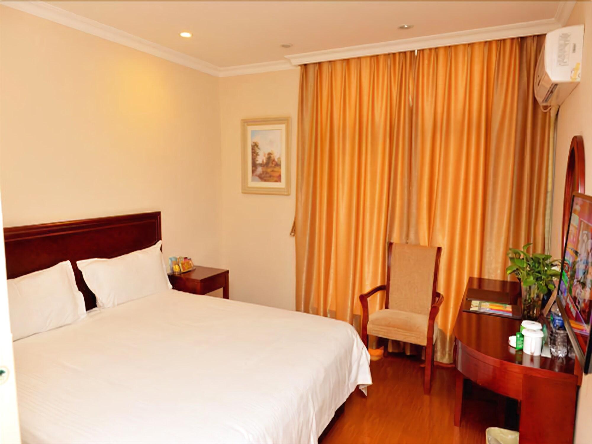 Greentree Inn Zhejiang Jiaxing Zhapu Jiulong Mountain Express Hotel 16/46
