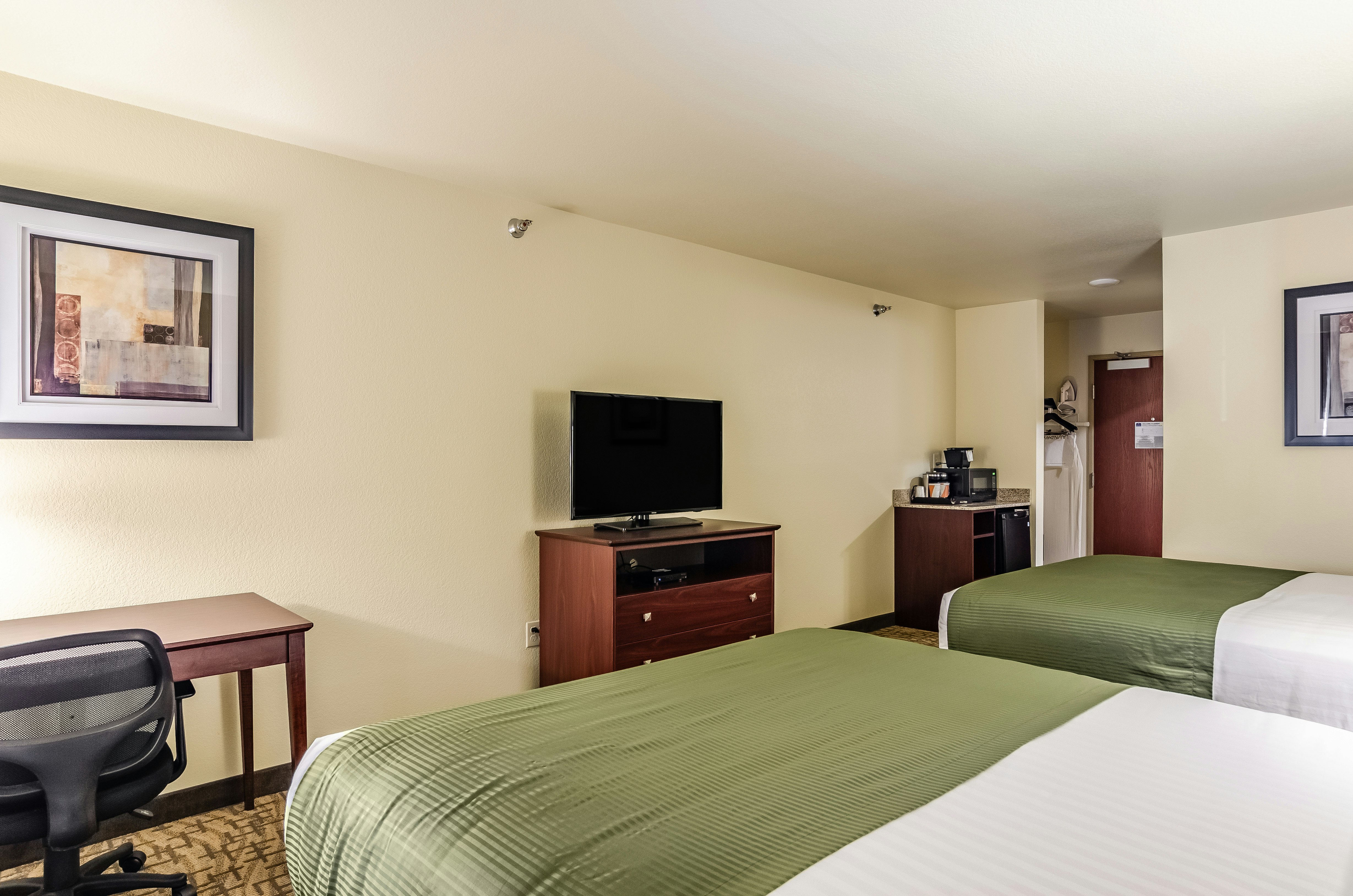 Cobblestone Hotel & Suites - Gering / Scottsbluff 8/26