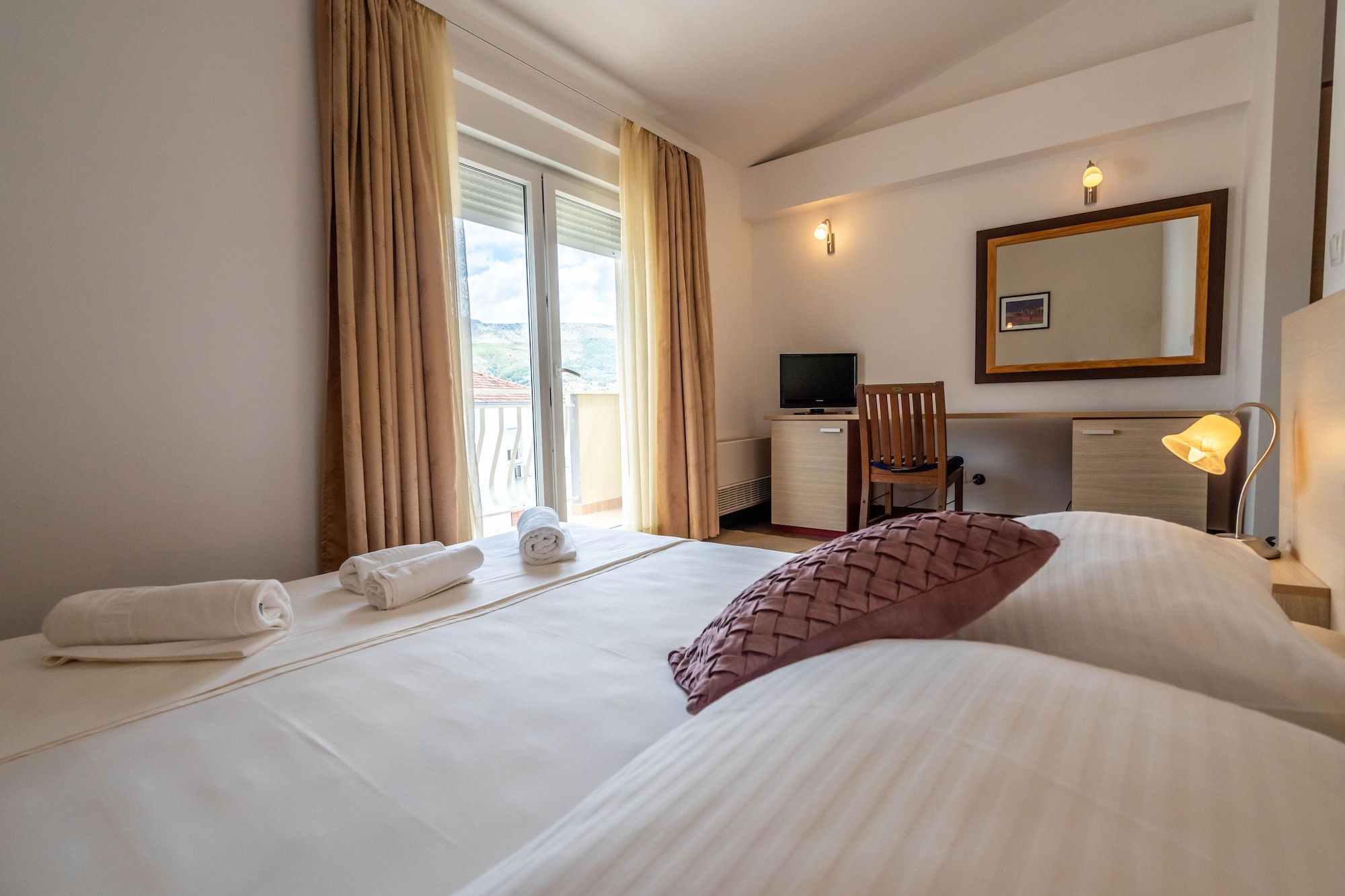 ROOM, DOUBLE BED, SEA VIEW, BALCONY