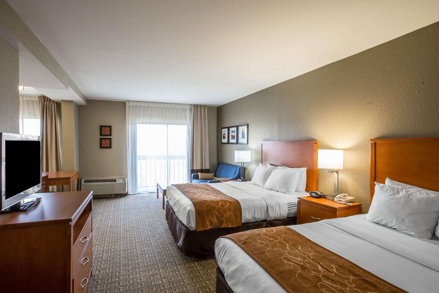 Vista Suites Pigeon Forge TN 11/30