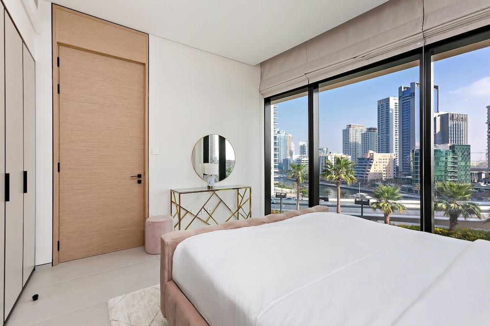 Address Beach Resort 34/78