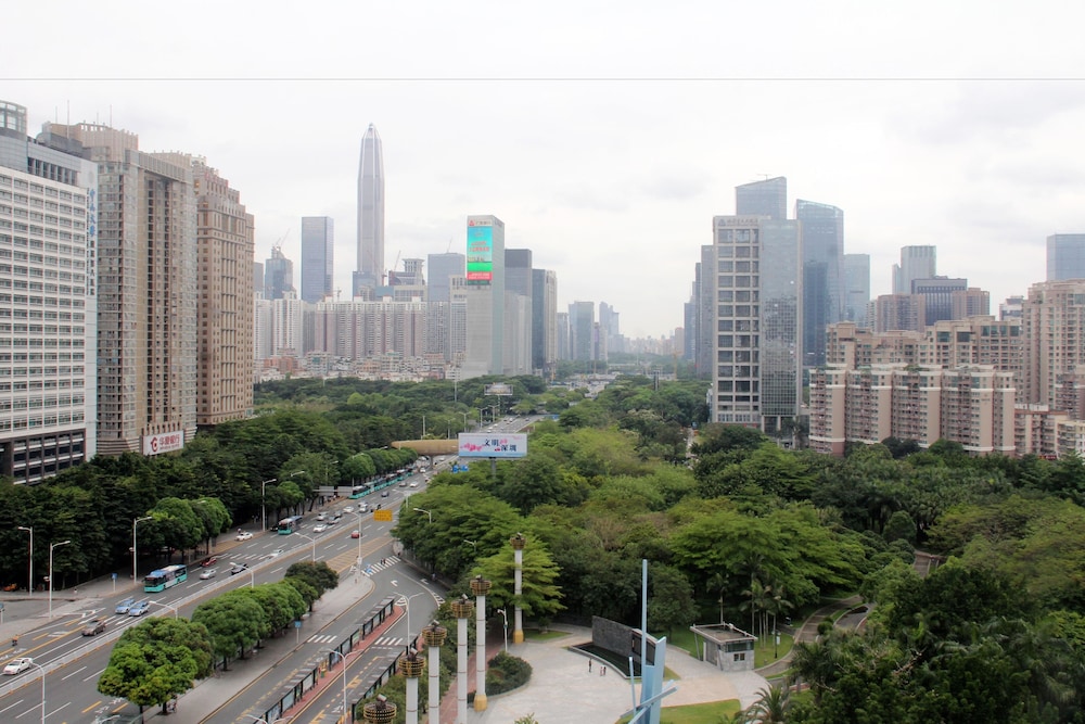Shanghai Hotel 47/50