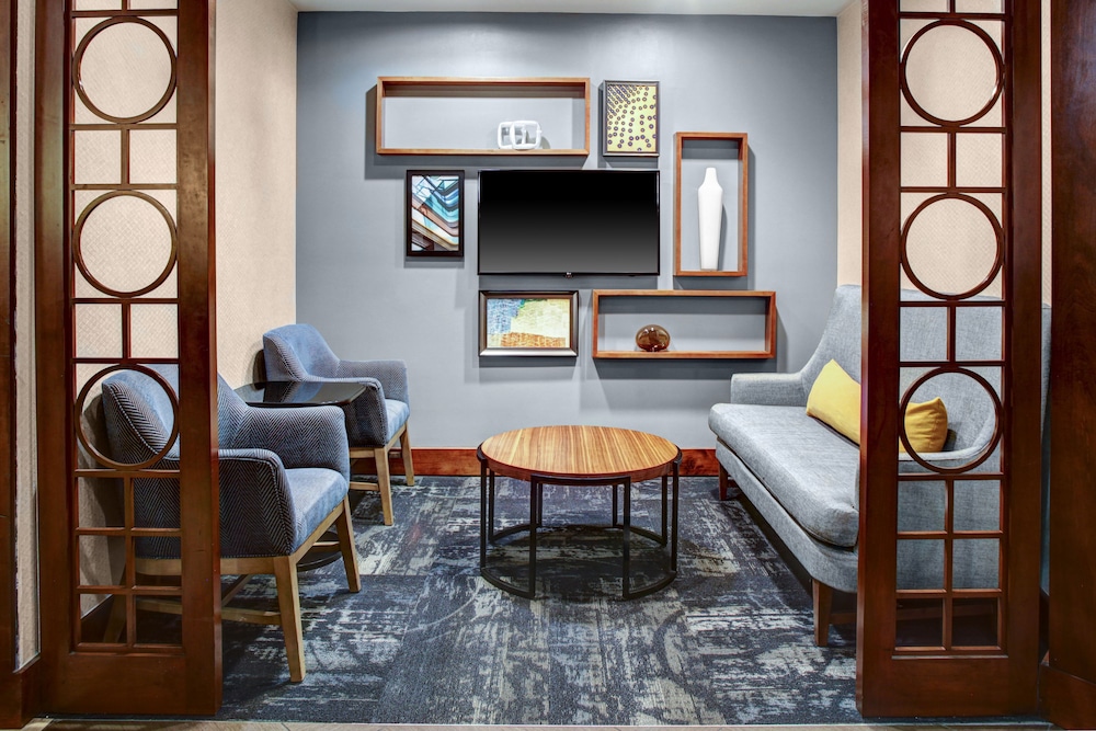 Hyatt Place Atlanta Buckhead 48/52