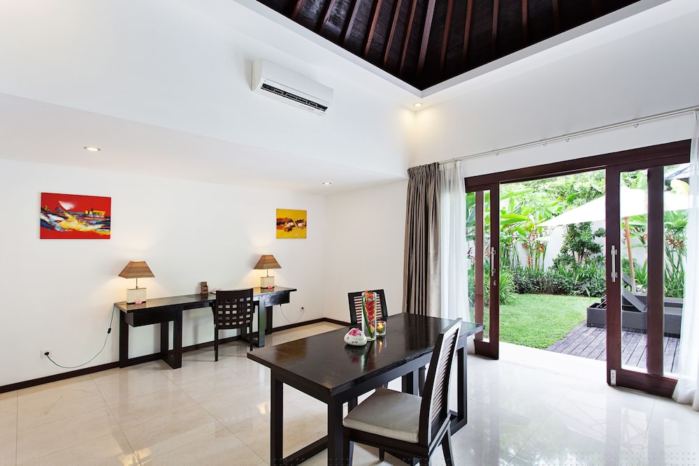 Kebun Villas and Resort 25/50