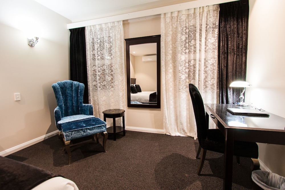 International Hotel Wagga Wagga 25/66