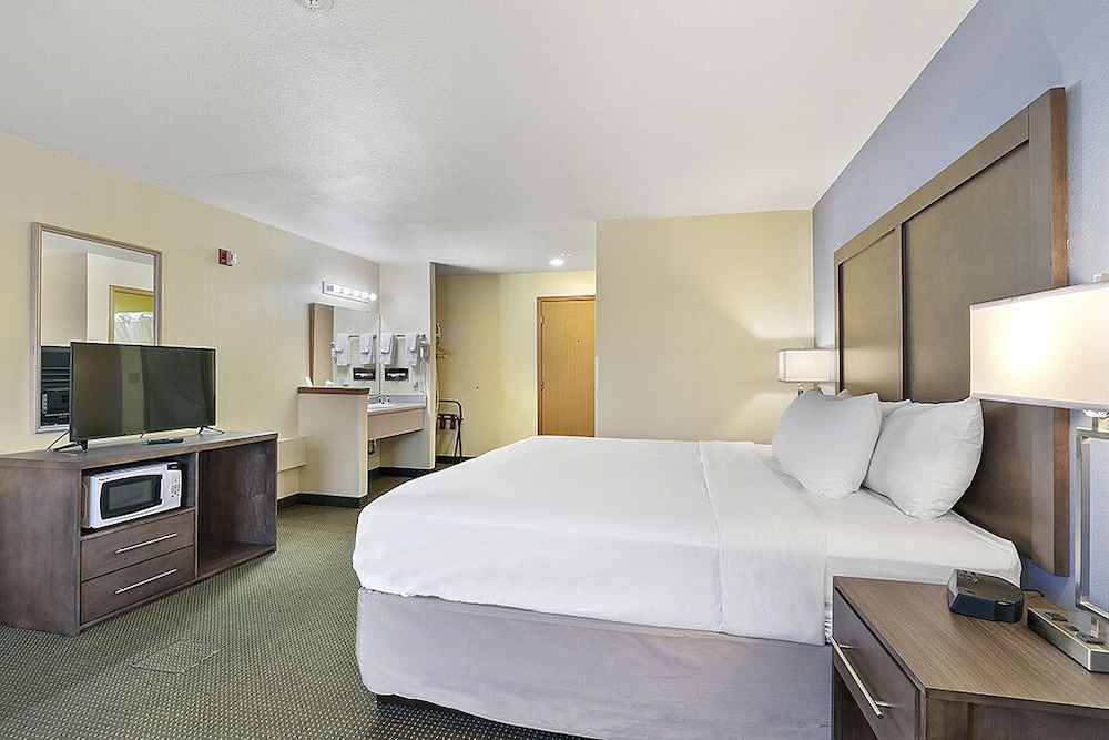 Days Inn by Wyndham Ellensburg 24/41