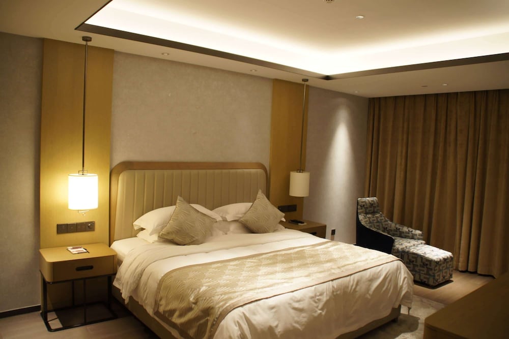 Ramada Plaza Wyndham Shengzhou City Center 7/42