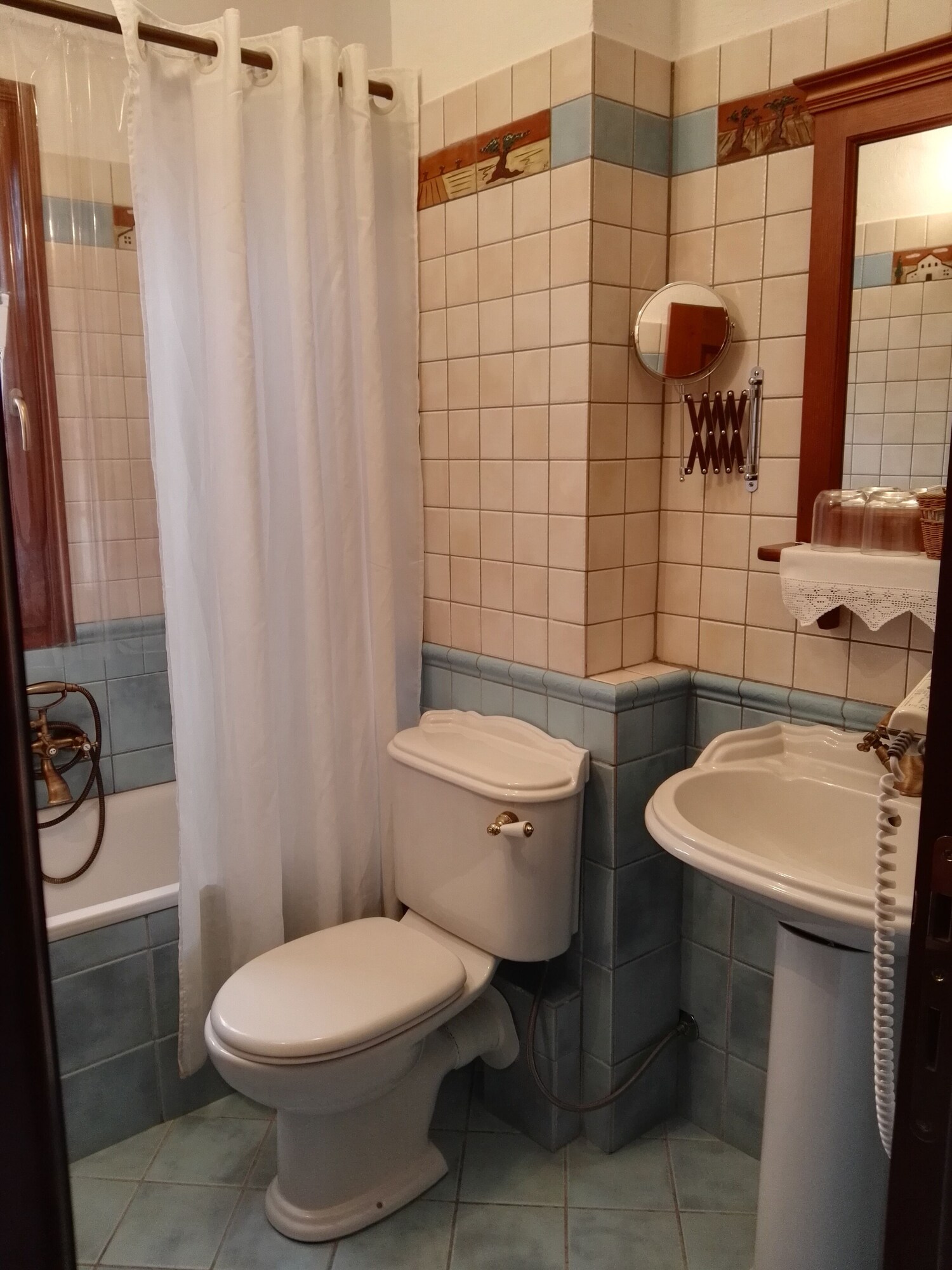 Double Bed, Mountain View