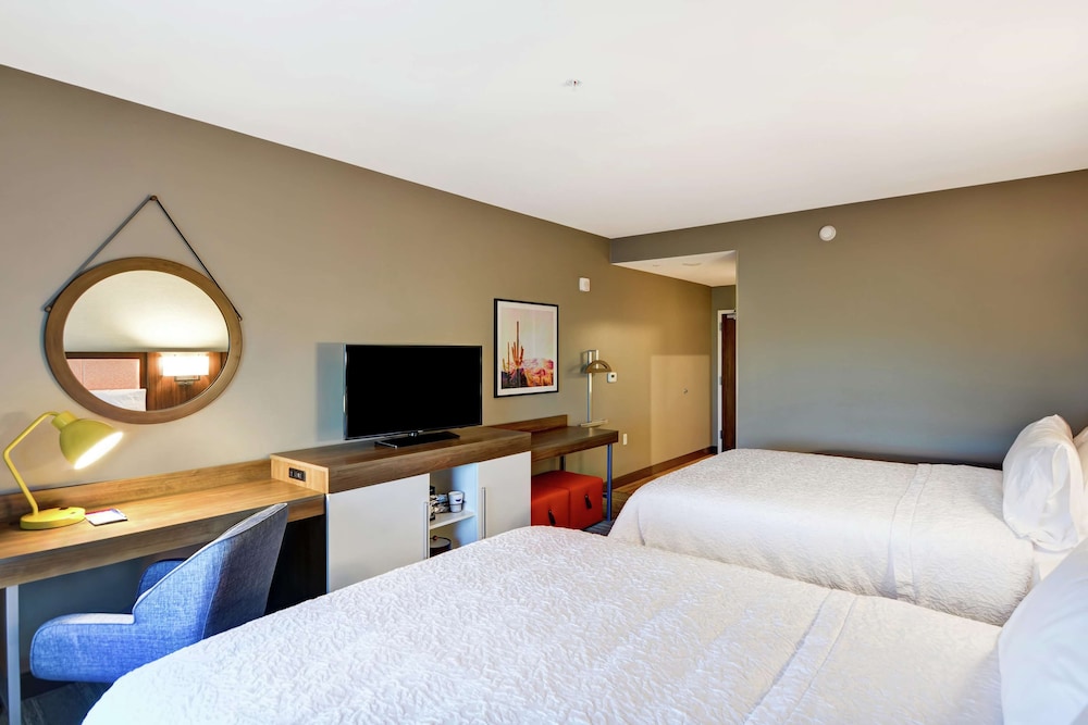 Hampton Inn Suites Tucson Marana Az 17/58