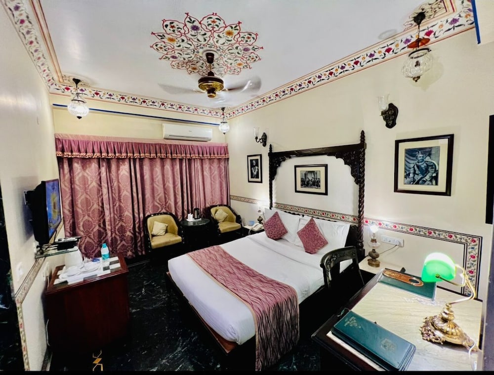 Umaid Mahal 29/66