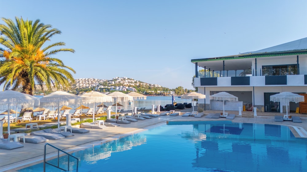 Ladonia Hotels Luna Beach Resort 6/61