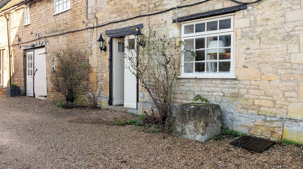 The Sibson Inn Hotel 2/50