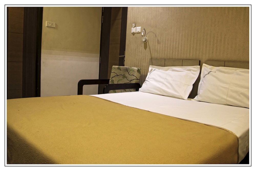 Hotel Prem Nivas 10/26